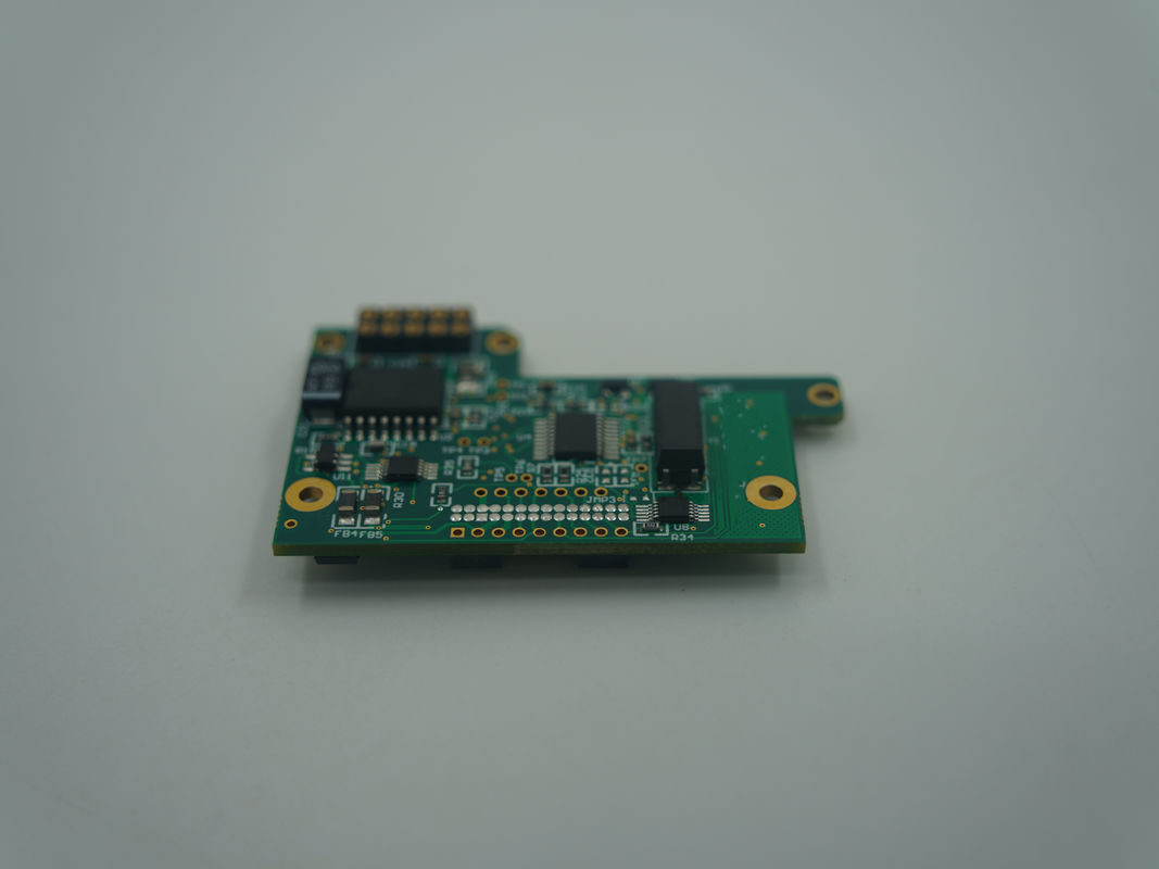 Fabricants de circuits imprimés -- Un 4 couches PCBA 1,60 mm épaisseur de la carte traitement de surface d'or dur électrolytique